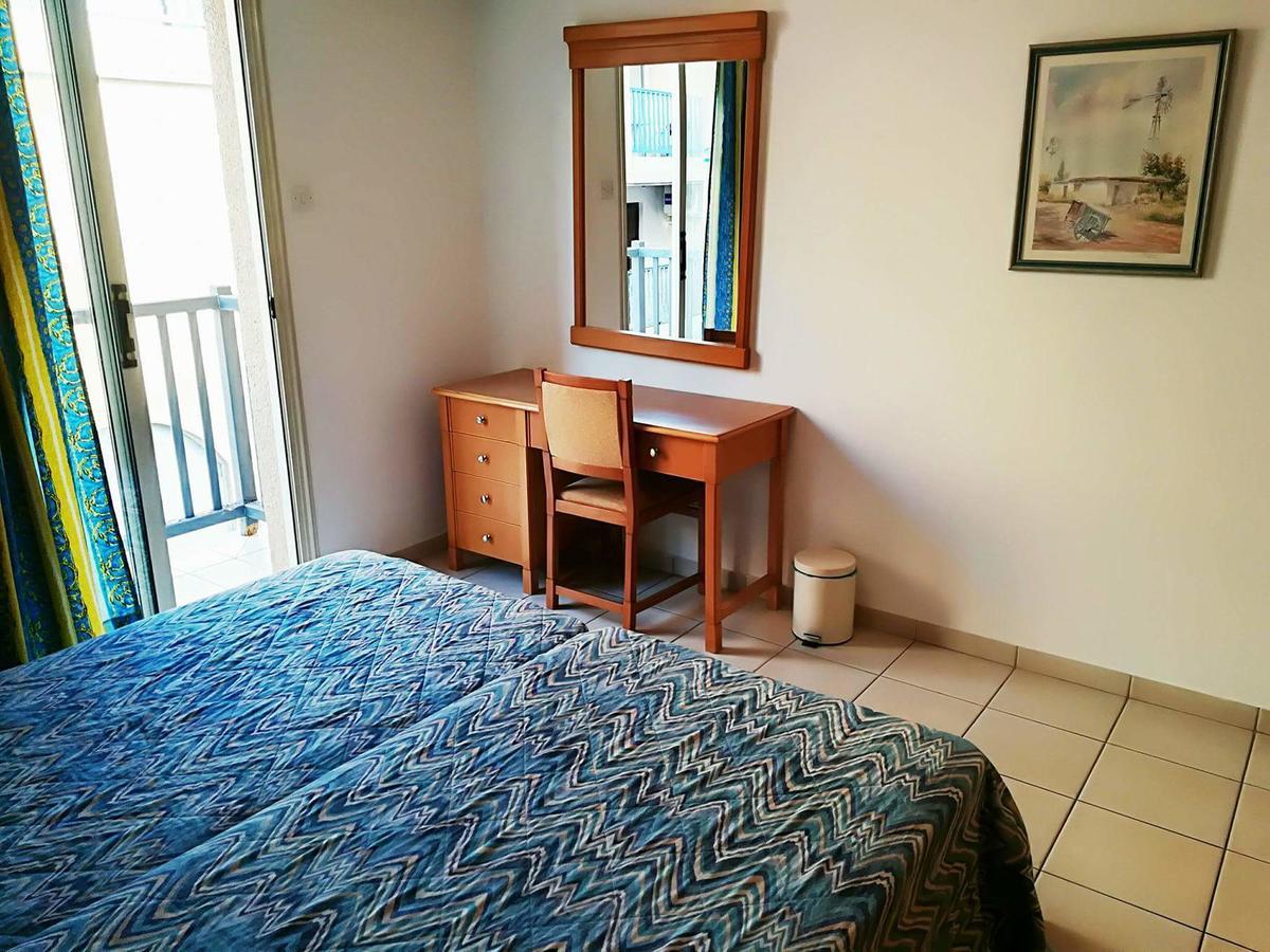 Mike'S Basilica Apartment Пафос Экстерьер фото